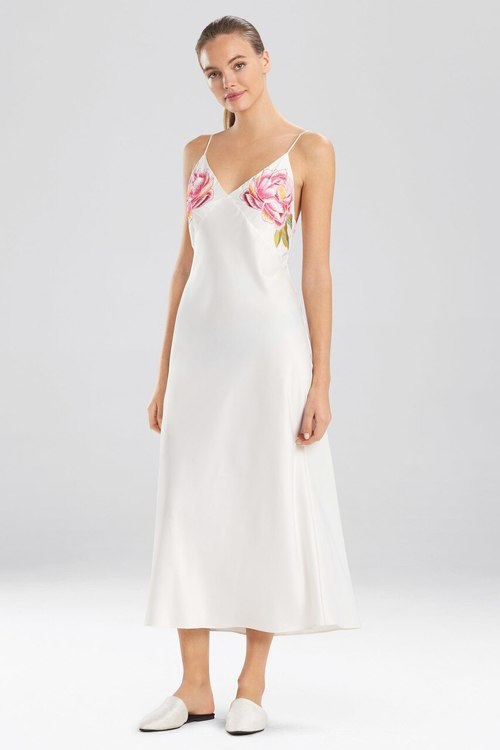 Serafina Embroidery Gown - warm white