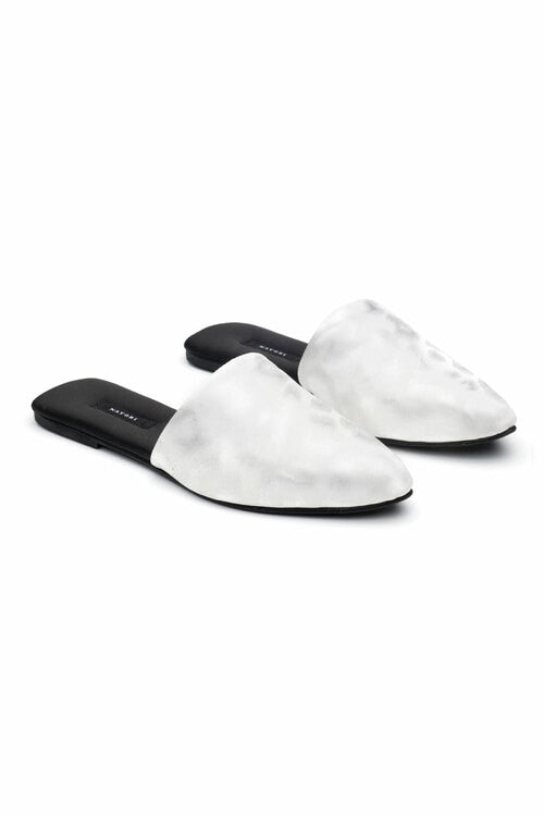 Decadence Mules - warm white