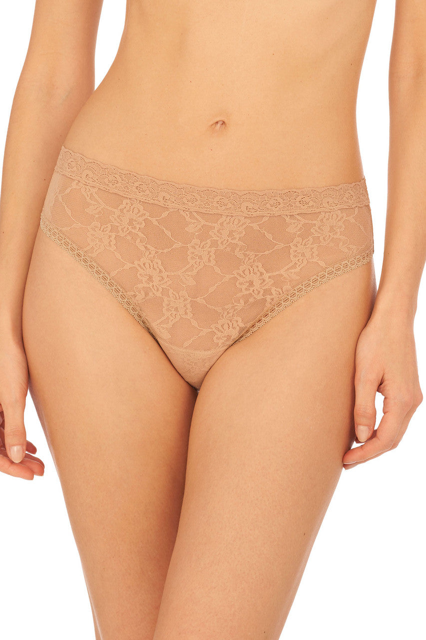 Bliss Allure One-Size Lace Thong