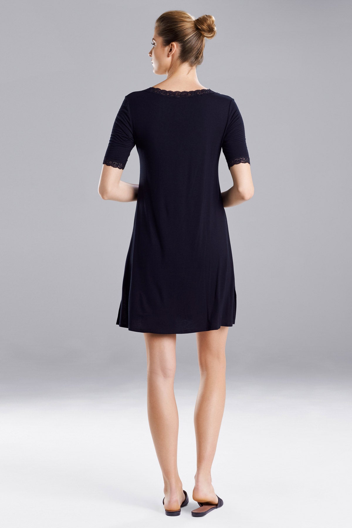 Feathers Essential Sleepshirt