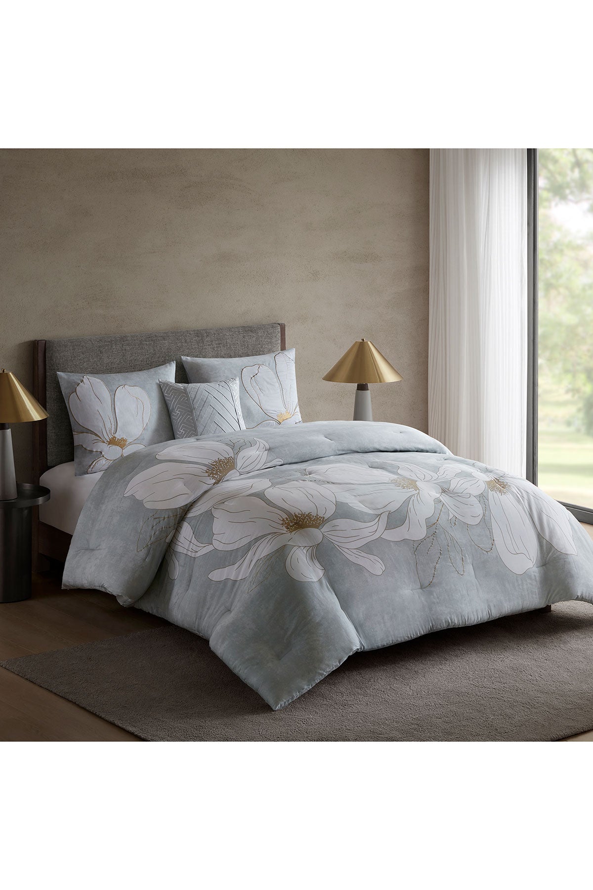 Dreamscape Embroidered 4 Piece Comforter Mini Set
