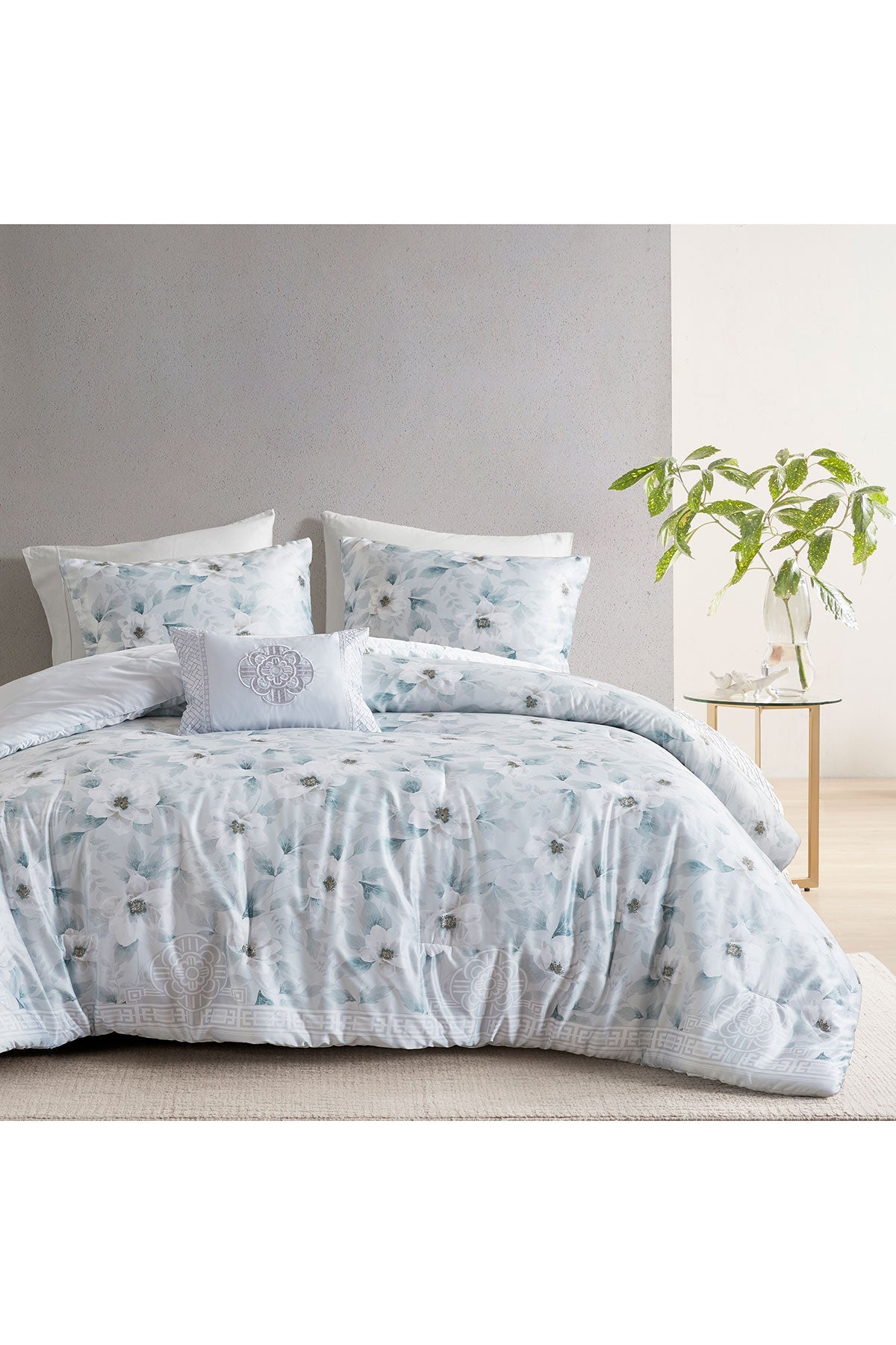 Eternal Blossom 4 Piece Comforter Mini Set
