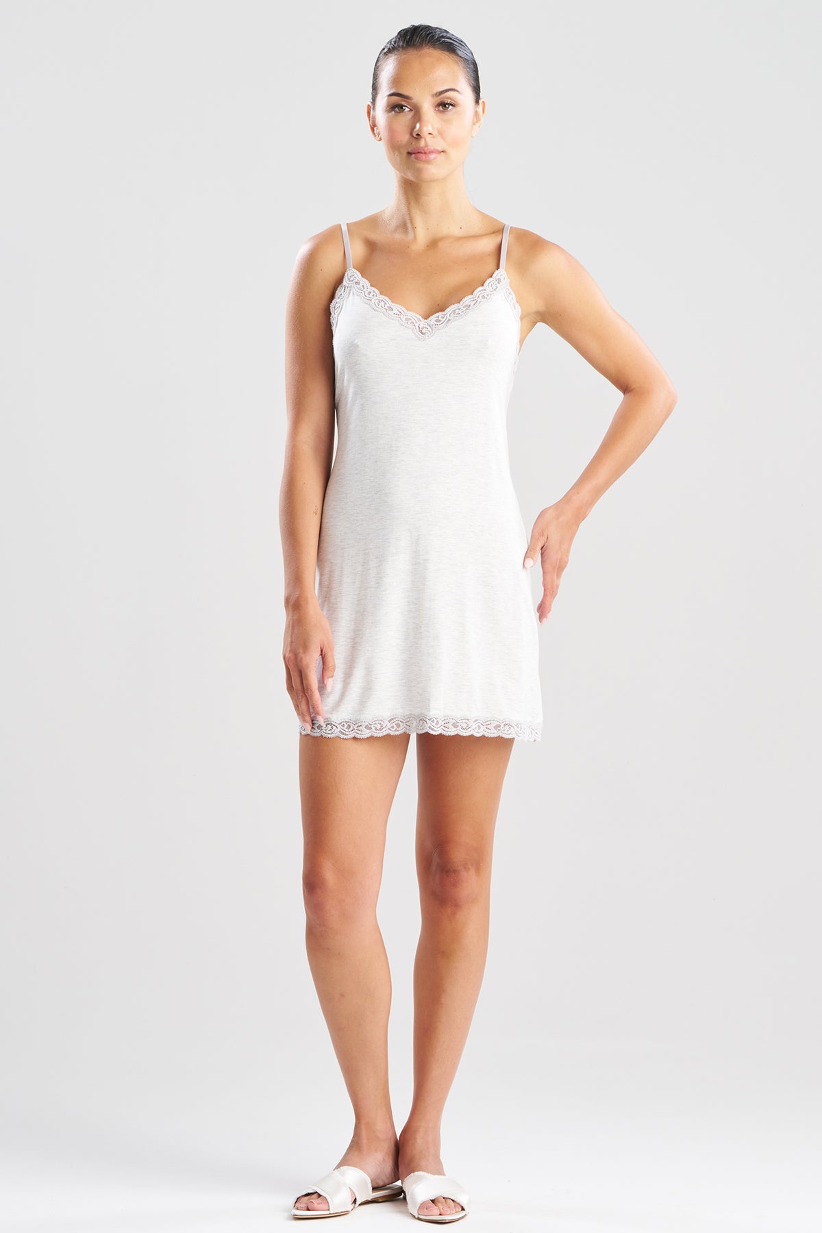 Feathers Essentials Lenzing™ Ecovero™ Viscose Chemise