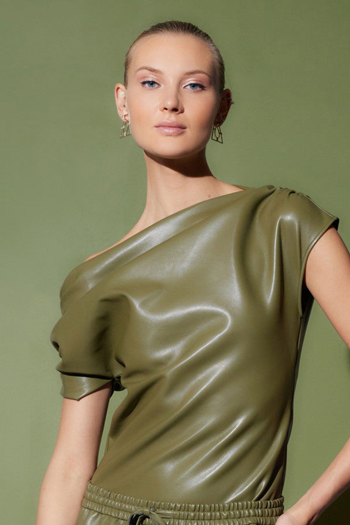 Infinity 14K Gold Geometric Hoop Earrings