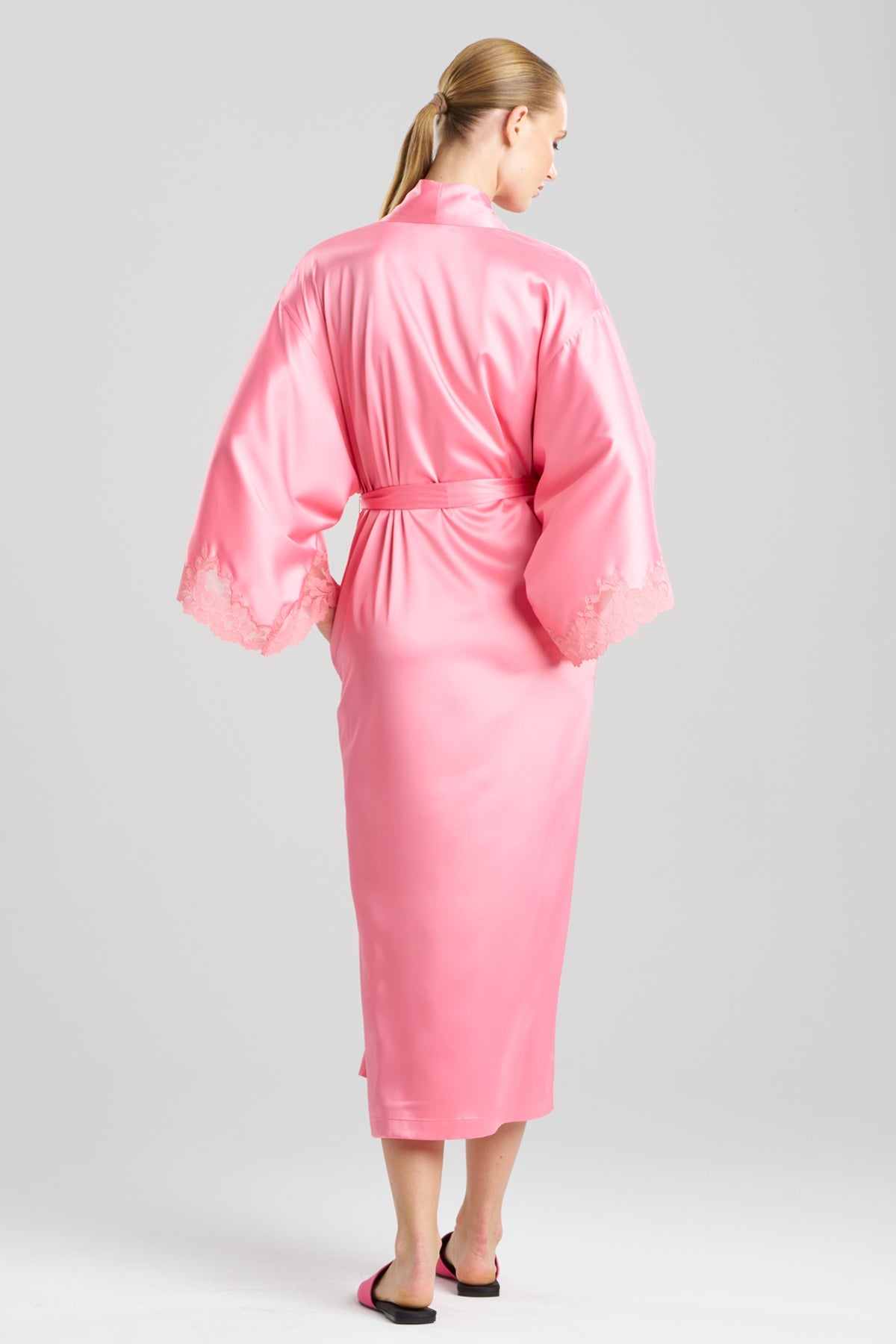 Peony Glamour Robe