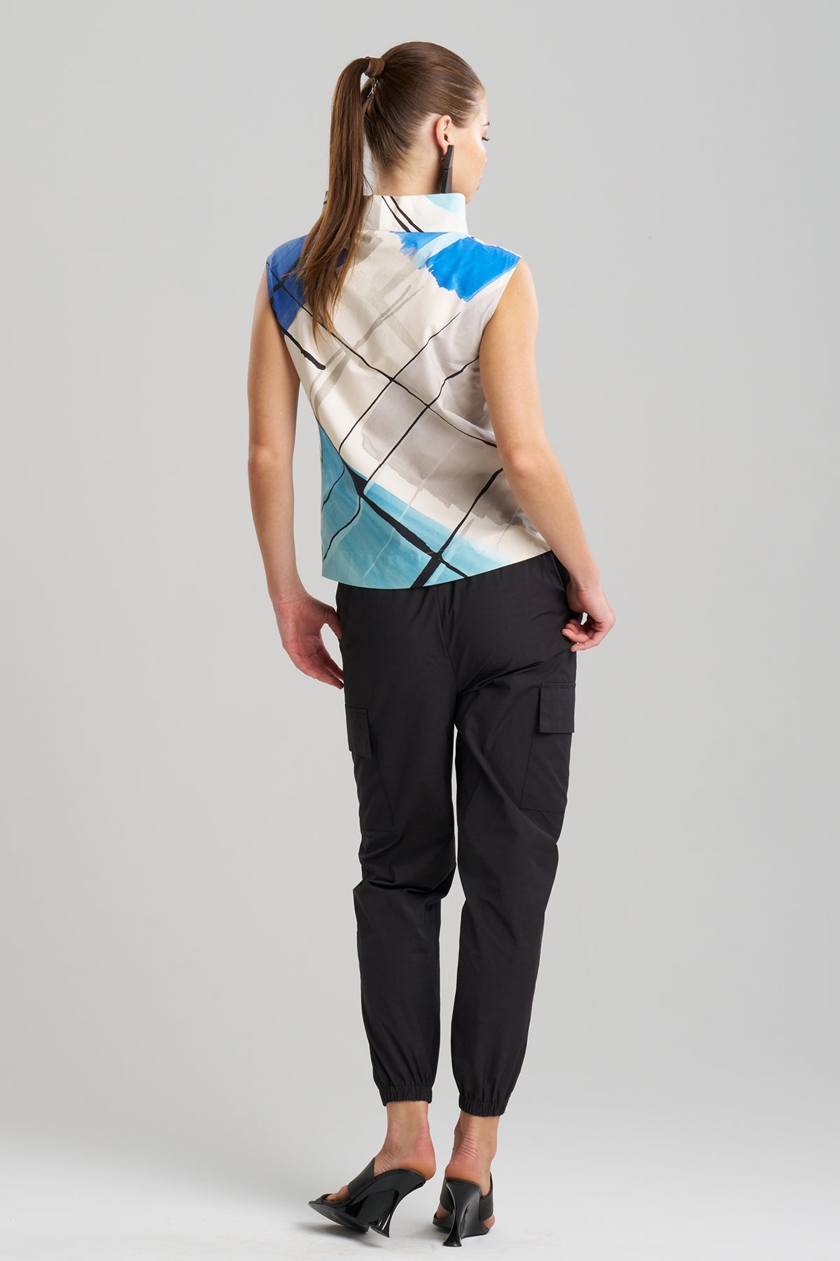 Sorairo Printed Cotton Poplin Funnel Neck Top