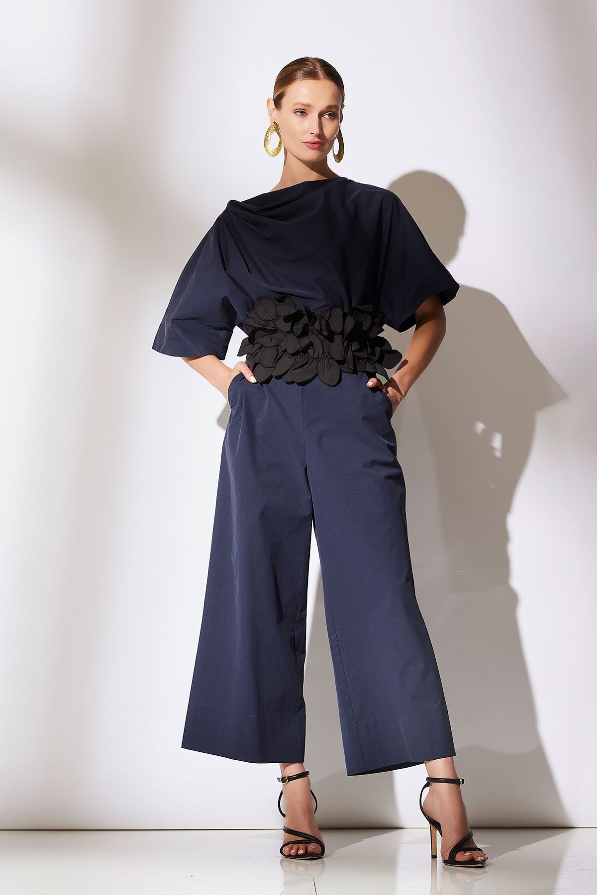Tech Cotton Taffeta Pull Over Cropped Pants