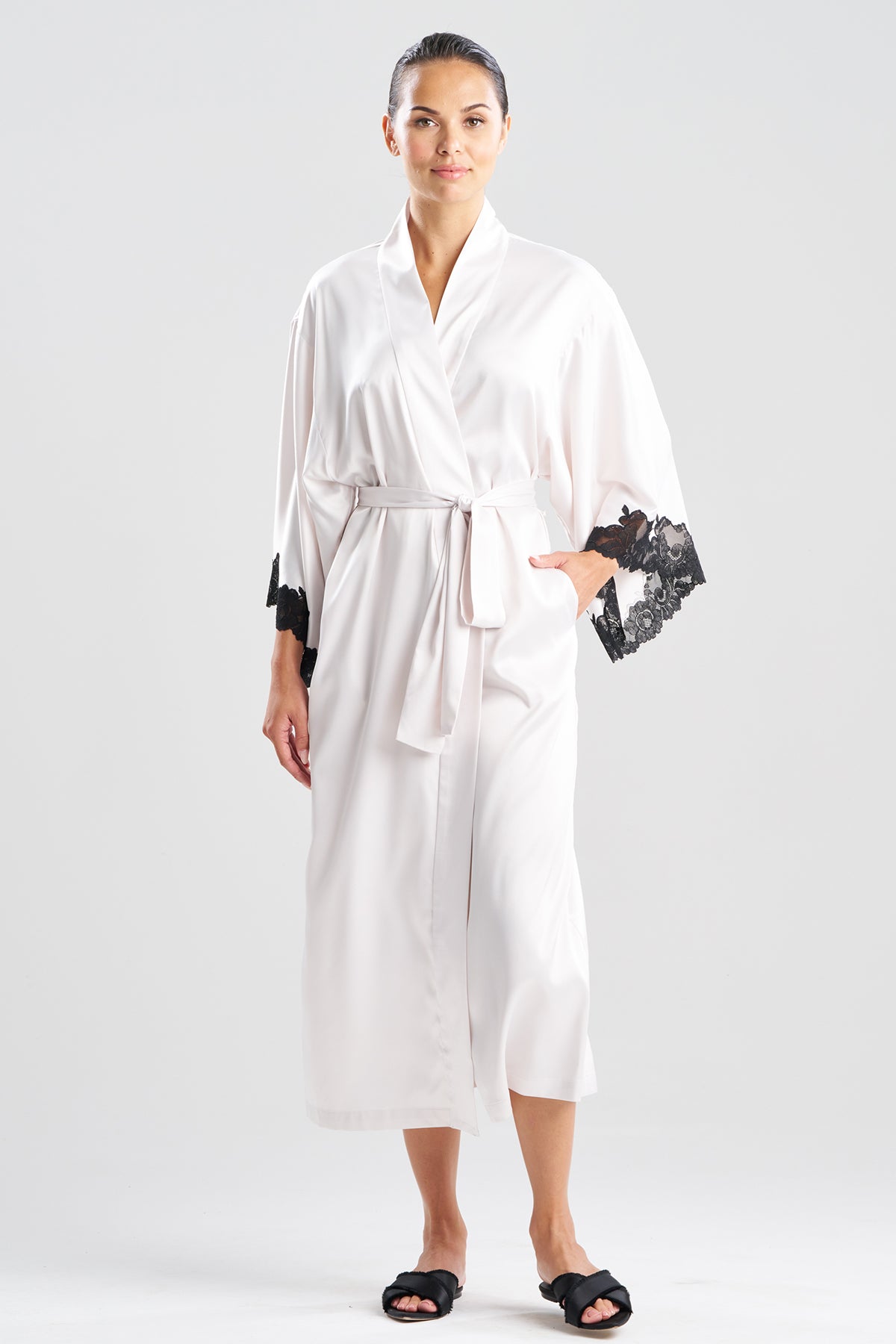Peony Glamour Robe