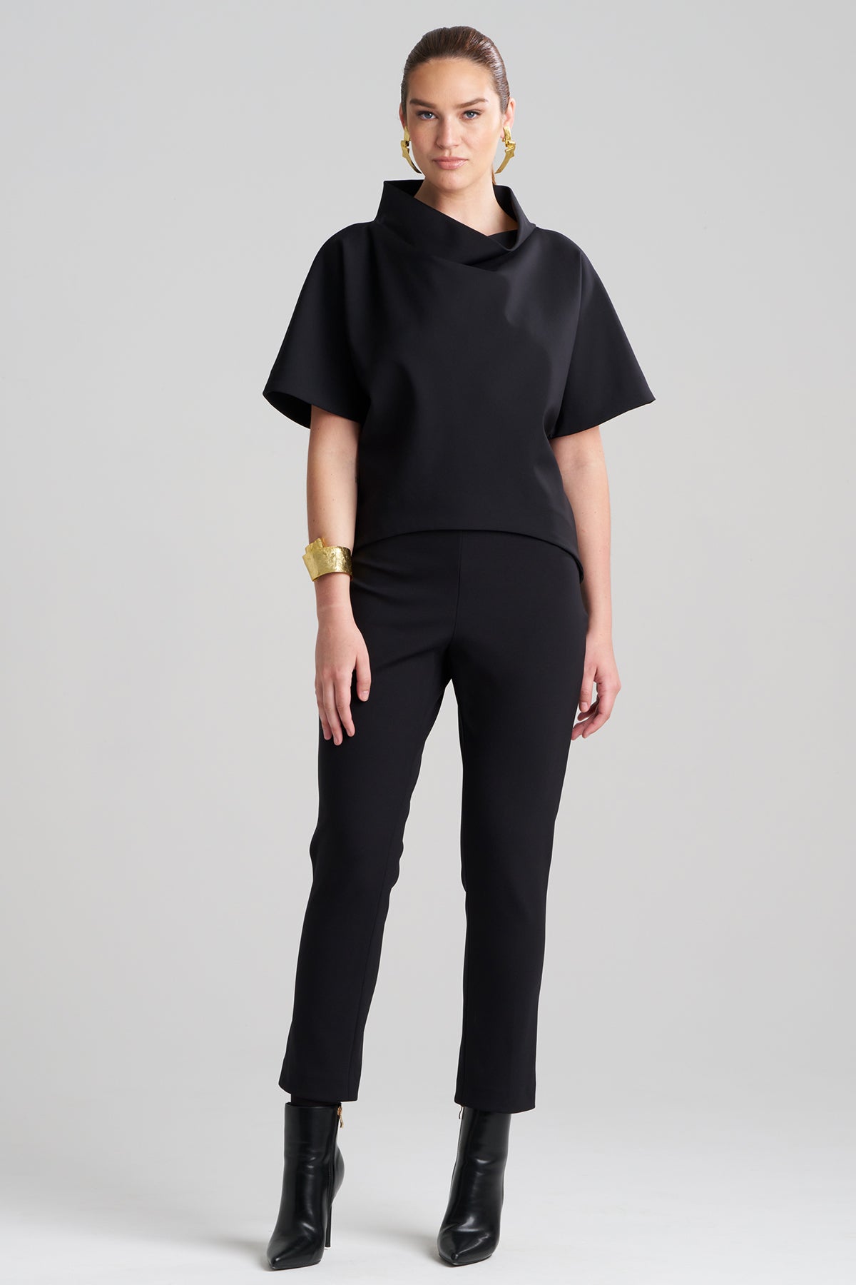 Techno Crepe Funnel Neck High Low Top